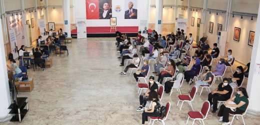 Adana Büyükşehir’den üniversite adaylarına ücretsiz YKS Tercih Danışmanlığı