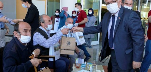 Yaşlı Bakım ve Huzurevi Sakinleri, Bayramda Unutulmadı