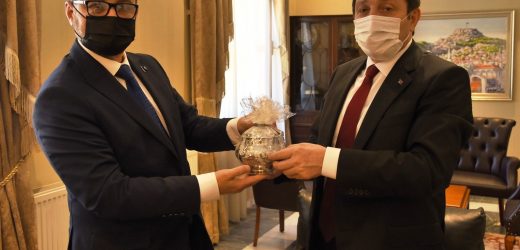 Ukrayna’nın Antalya Konsolosu Emir Rustamov Vali Orhan Tavlı’yı Ziyaret Etti