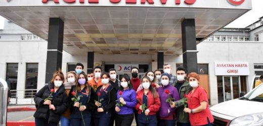 BAŞKAN MANSUR YAVAŞ SEVİNDİRDİ