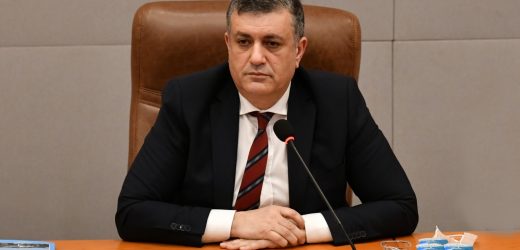 ESENYURT BELEDİYESİ’NDE EN DÜŞÜK MAAŞ 3100 LİRA OLDU