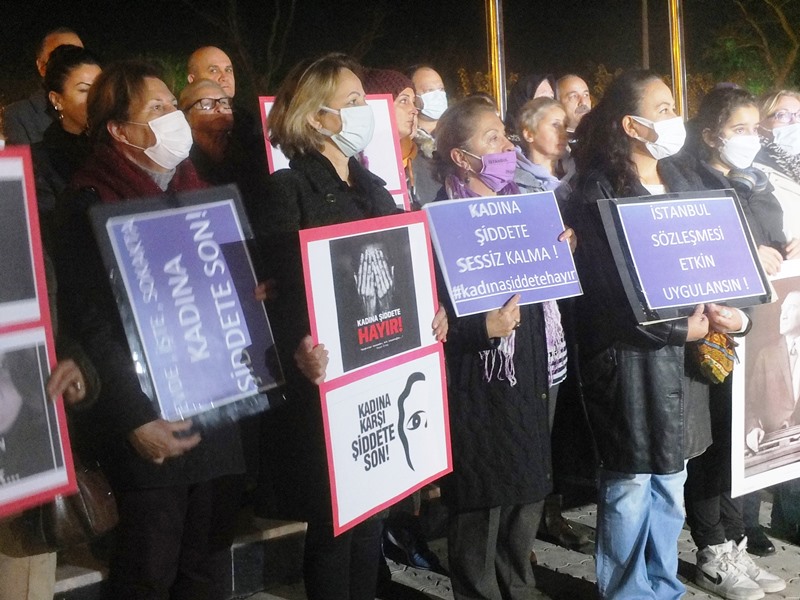 DALAMAN’DA KADIN’A ŞİDDET VE KADIN HAKLARI İÇİN FARKINDALIK YARATMA ETKİNLİĞİ DÜZENLENDİ