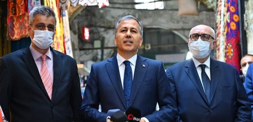 İstanbul Valisi Ali Yerlikaya, Aşılama Çalışmaları Yapılan Kapalıçarşı’yı Ziyaret Etti