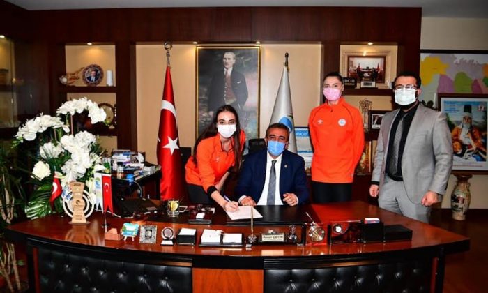 Çukurova Belediyesi SK Kadrosunu Güçlendirdi