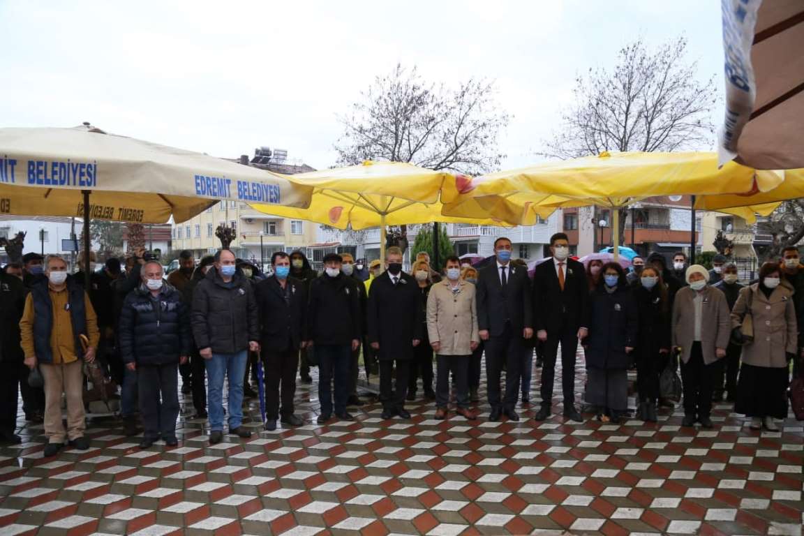 BAŞKAN ARSLAN: UĞUR MUMCU FİKİRLERİYLE YAŞIYOR UĞUR MUMCU EDREMİT’TE ANILDI