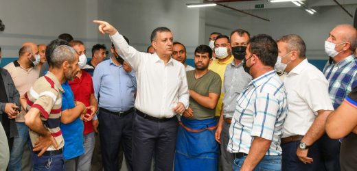 BAŞKAN BOZKURT, KAPALI SEMT PAZARINDA İNCELEME YAPTI