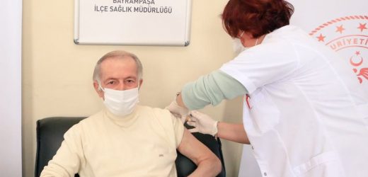 BAŞKAN AYDINER’DEN SAĞLIK ÇALIŞANLARINA MORAL ZİYARETİ