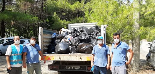 BAYRAMDA MARMARİS’TE 1885 TON ÇÖP TOPLANDI