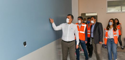 BAŞKAN BOZKURT, YENİDEN DÜZENLENEN TERMAL TESİSİ VE OKUL YAPIM ÇALIŞMALARINI YERİNDE İNCELEDİ