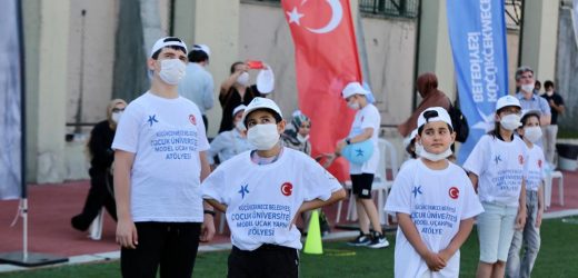 KÜÇÜKÇEKMECE’DE YENİ VECİHİ HÜRKUŞLAR YETİŞİYOR