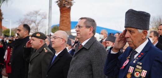 ÇANAKKALE ŞEHİTLERİ  İÇİN AYVALIK’TA ANMA TÖRENİ