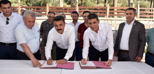 Dikili’de Toplu Sözleşme Mutluluğu