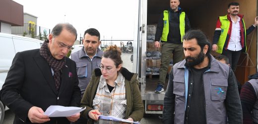 İHTİYAÇ SAHİBİ AİLELERE RAMAZAN KOLİSİ YARDIMI