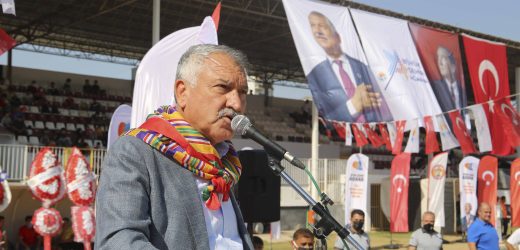 Başkan Zeydan Karalar, “Mehter Marşı da bizim, İzmir Marşı da…”