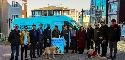 ESENYURT BELEDİYESİ, ‘SOKAK HAYVANLARI AMBULANSI’ İLE CAN DOSTLARIMIZIN HİZMETİNDE